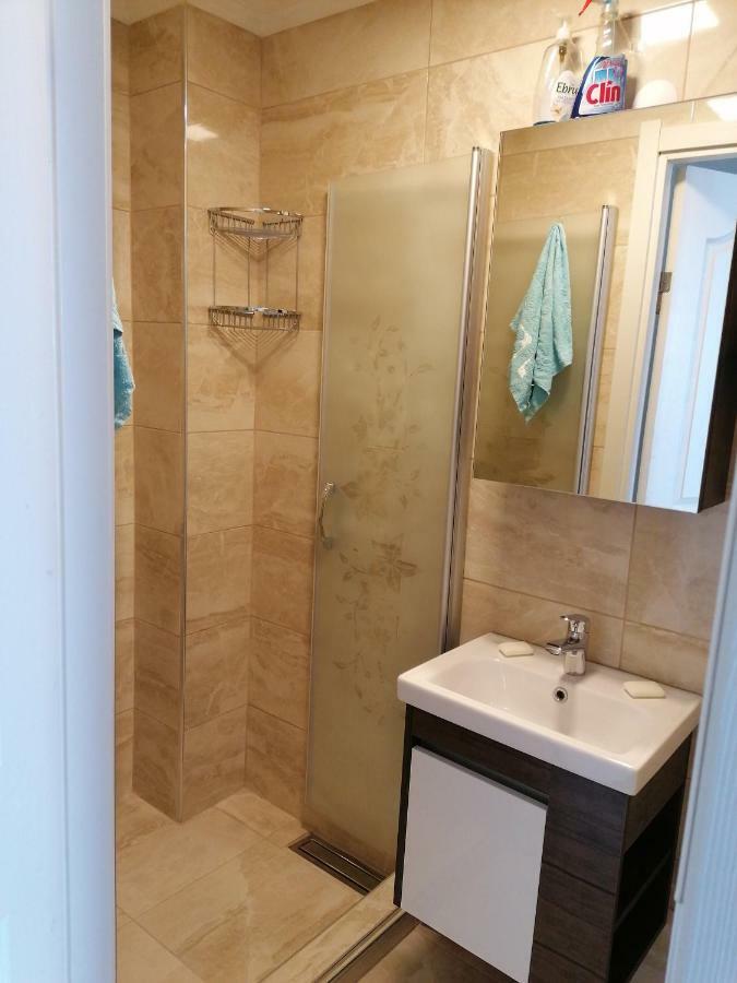 Waterfall Apartament *